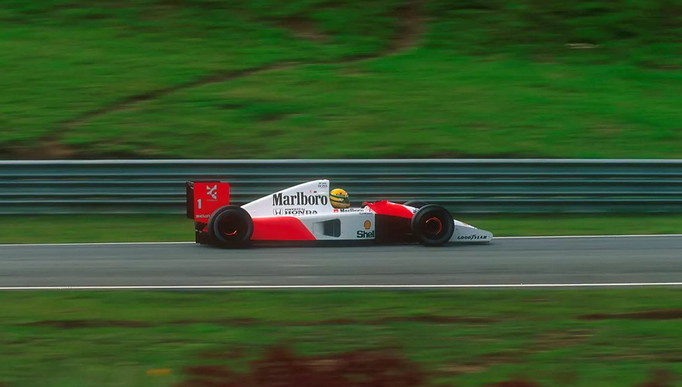 Senna_Background3.PNG