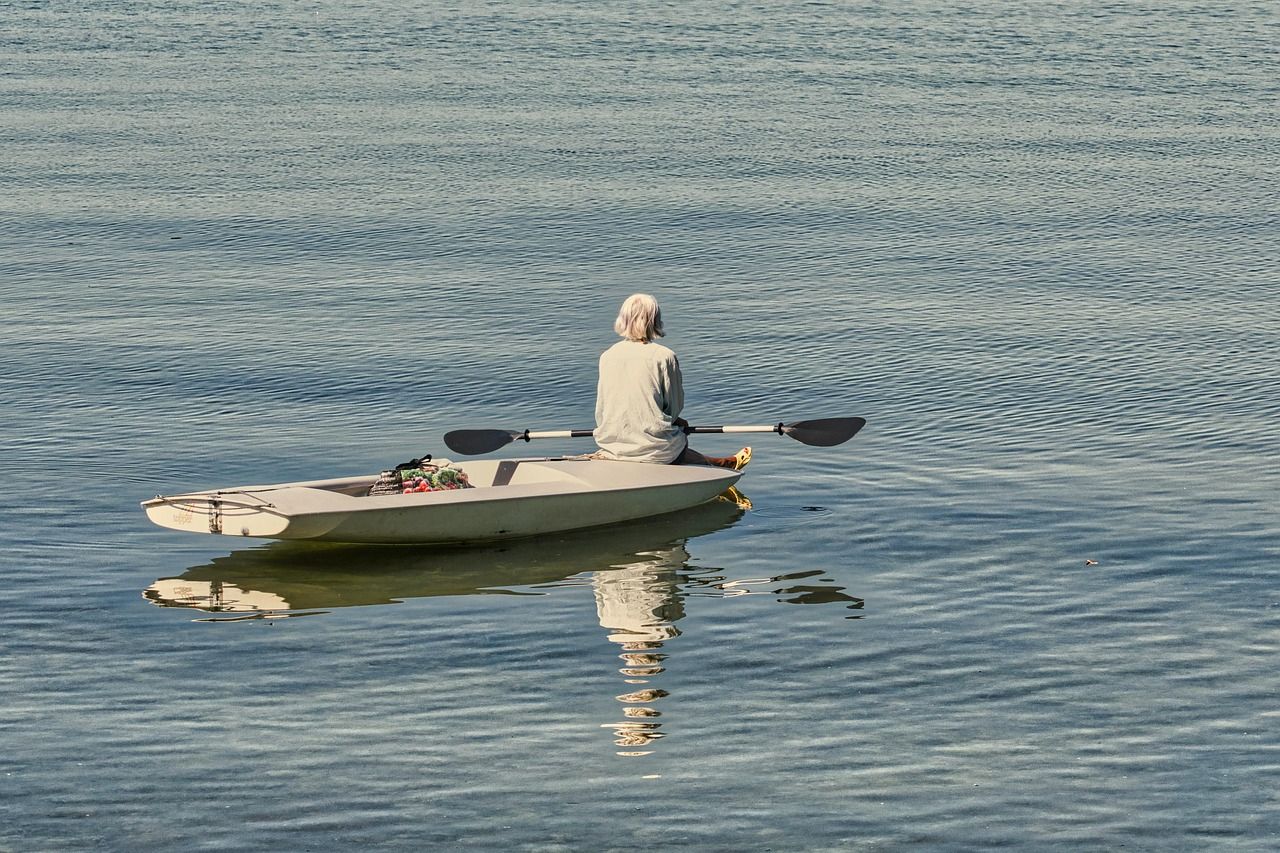 rowboat-7416063_1280.jpg