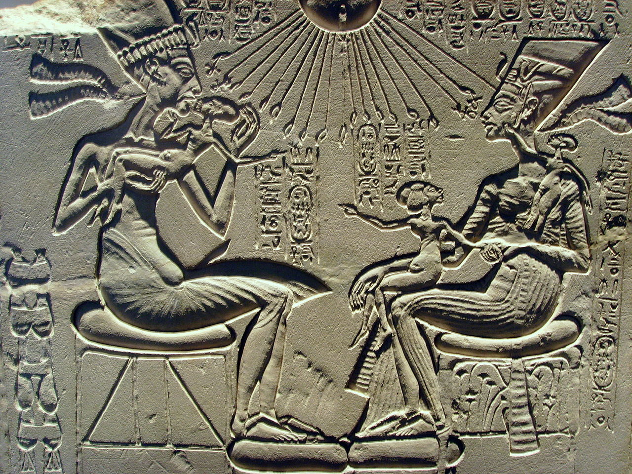 1280px-Akhenaten,_Nefertiti_and_their_children.jpg