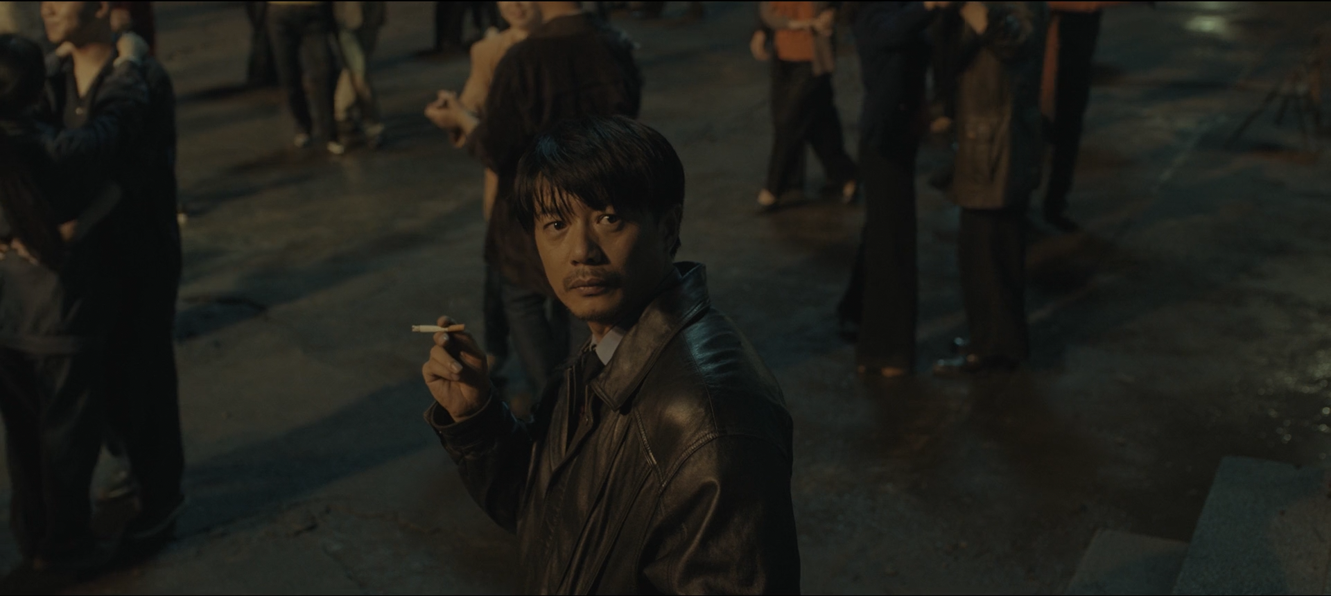 The.Looming.Storm.2017.CHINESE.1080p.BluRay.H264.AAC-VXT-0003.png