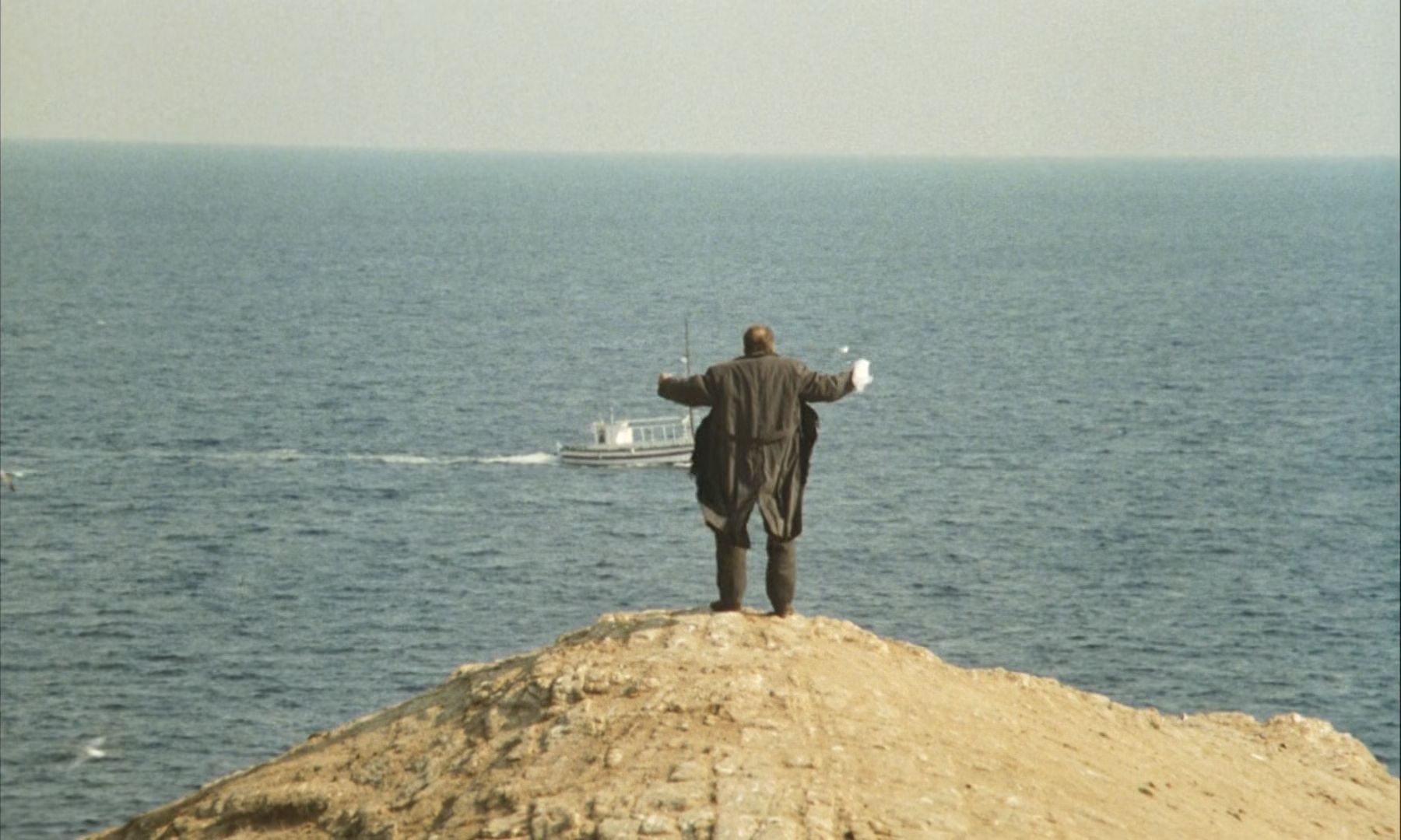 Eternity.and.a.Day.1998.1080p.BluRay.x265.HEVC.AAC-SARTRE-0003.png