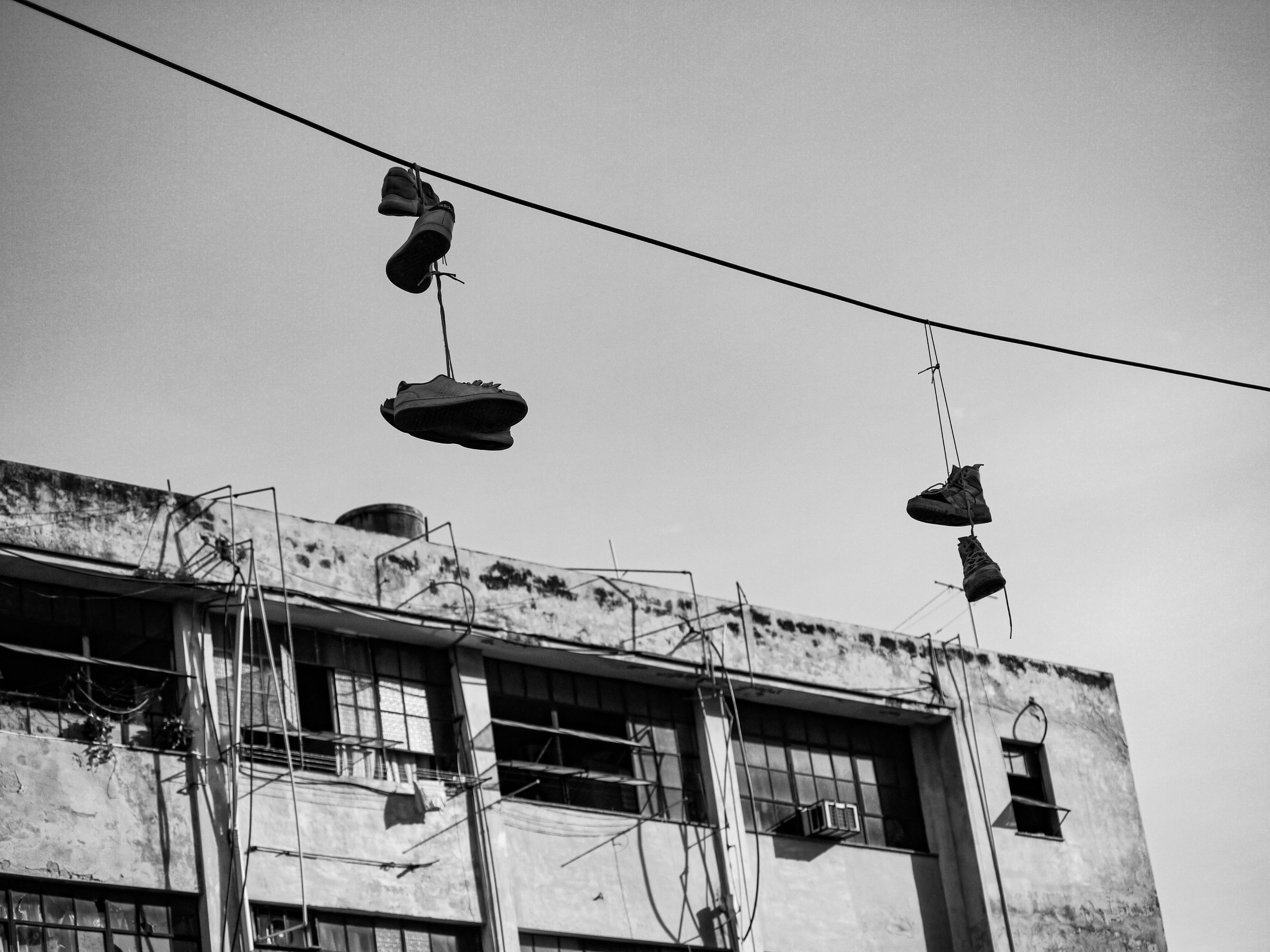 Tightrope / Cuerda floja