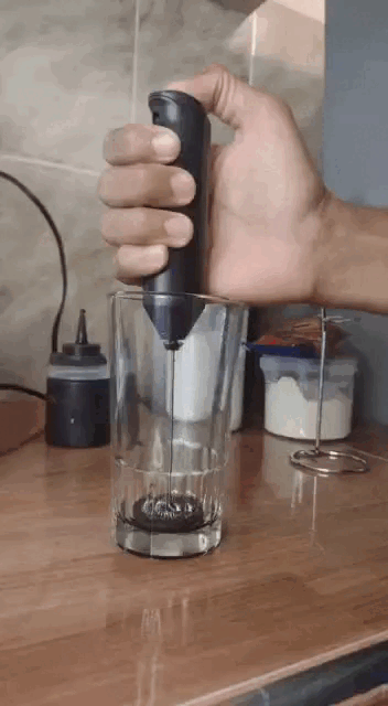 Video de WhatsApp 2023-11-23 a las 23.33.44_017b1976.gif