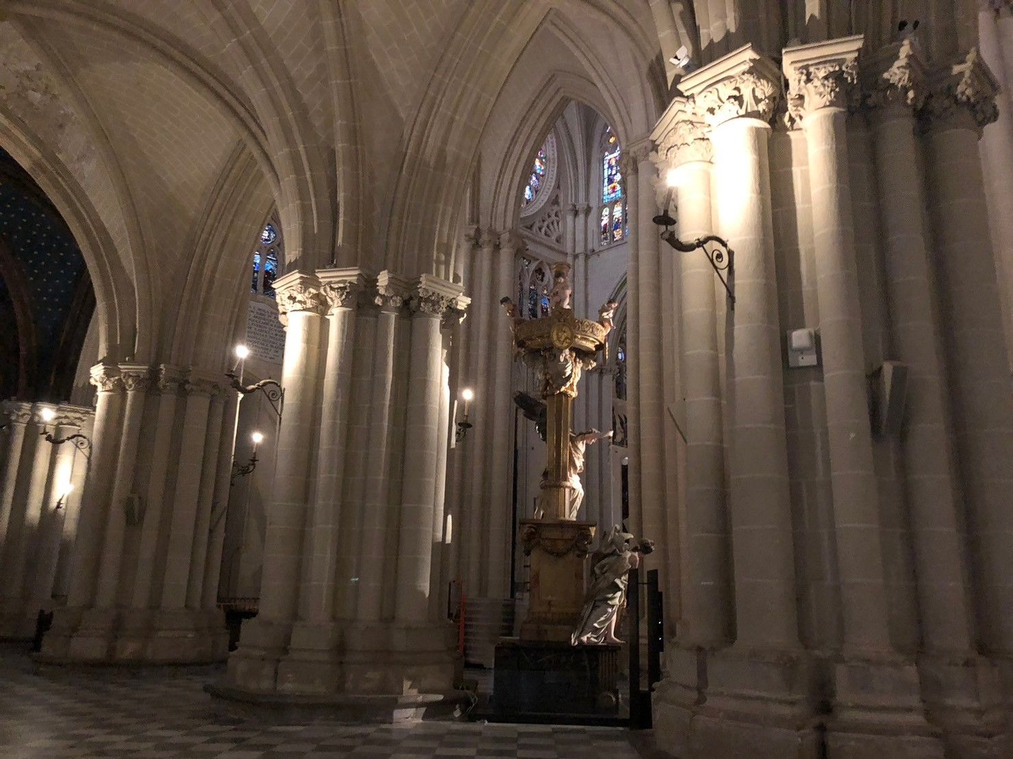 LINE_ALBUM_Toledo2_240124_39.jpg