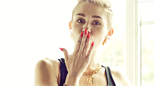 lesbian-kissing-06.gif