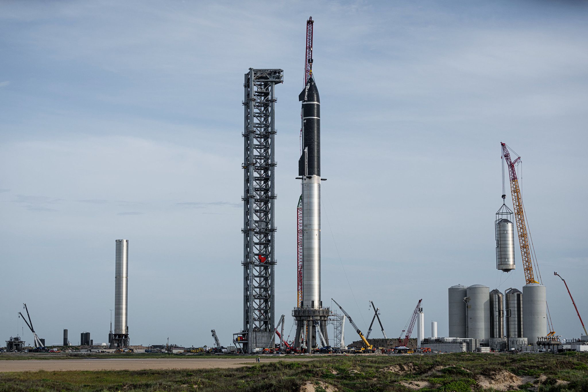 SpaceX Starship and Super Heavy, photo from SpaceX