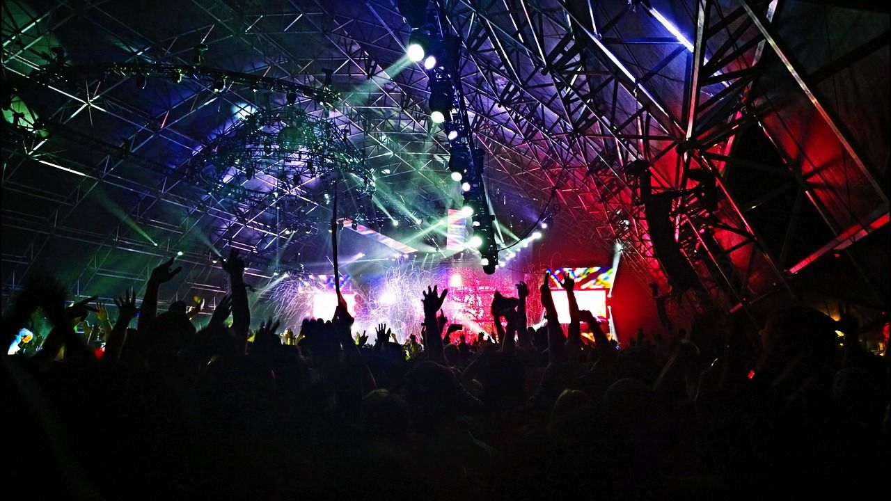 audience-1850022_1280.jpg