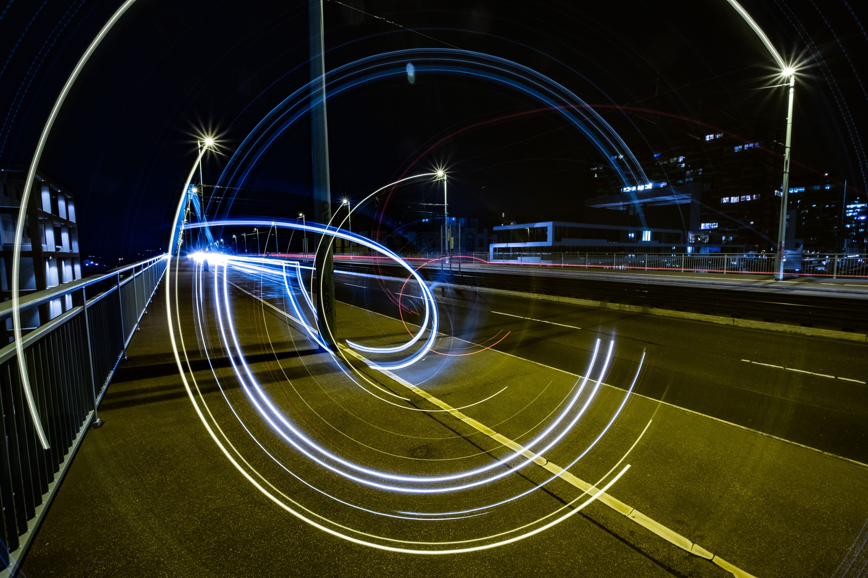 XT209764_Rotation_Strasse_Severinsbruecke_2.jpg