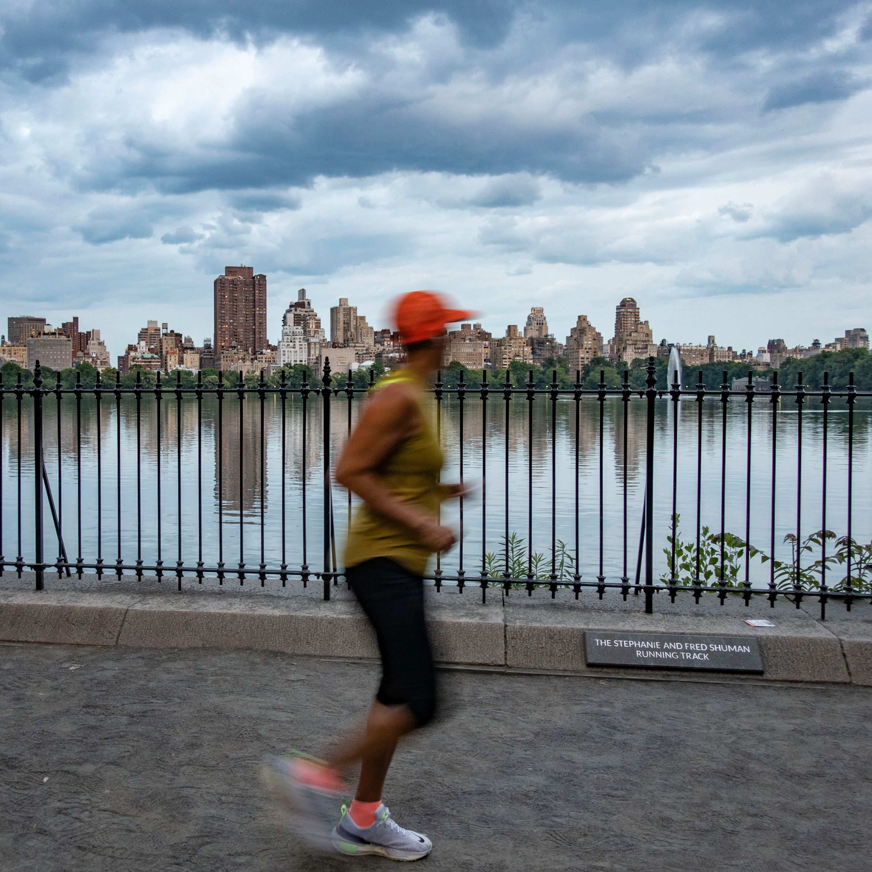 20230606_DSC04594_NYC_Running_Track_1x1.jpg