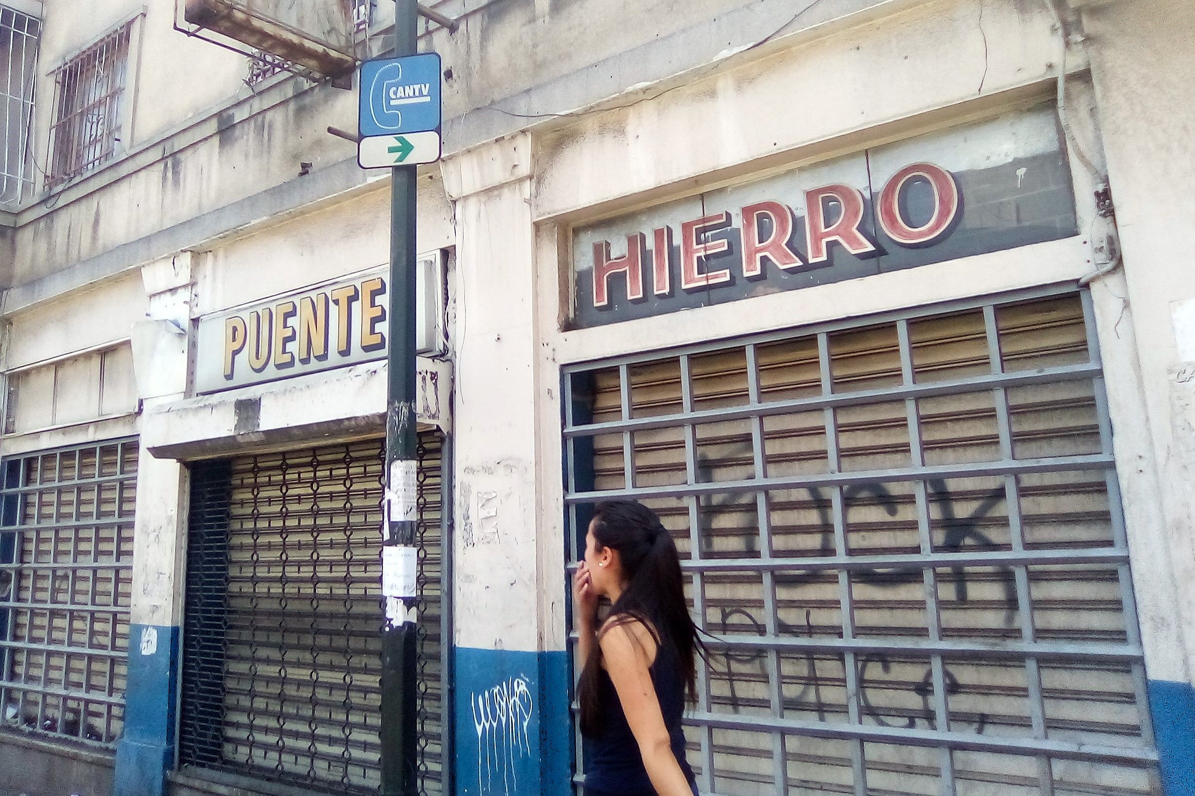 juan pablo lares-porestelares-blockchain-web3-puente hierro-hive.jpg