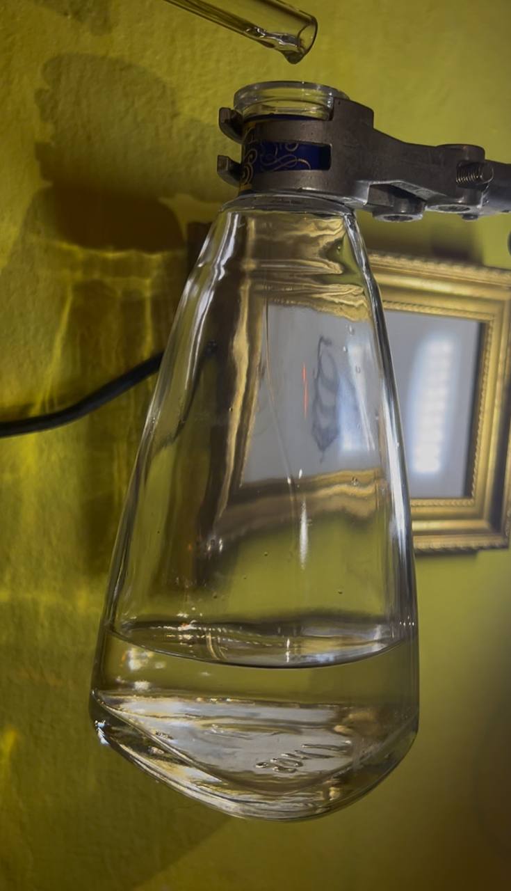 Coming out Clear & Transparant, one round of distillation took it from 30% ABV to +- 50-60%ABV