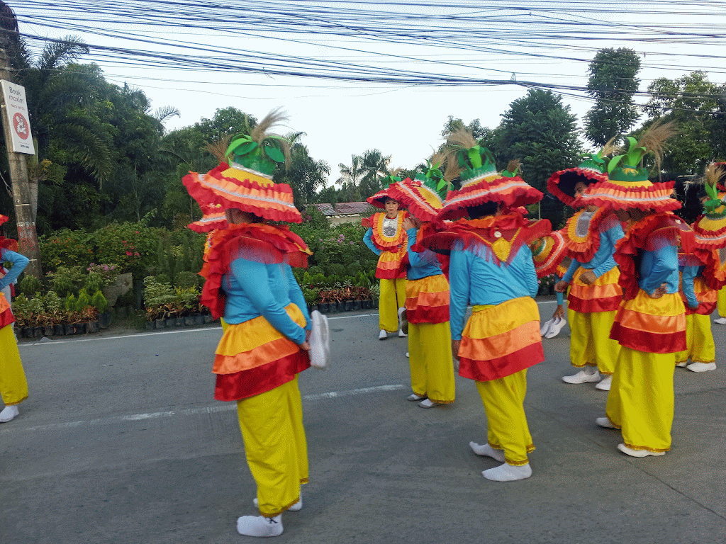 parade_20250928_160548_084-ANIMATION.gif