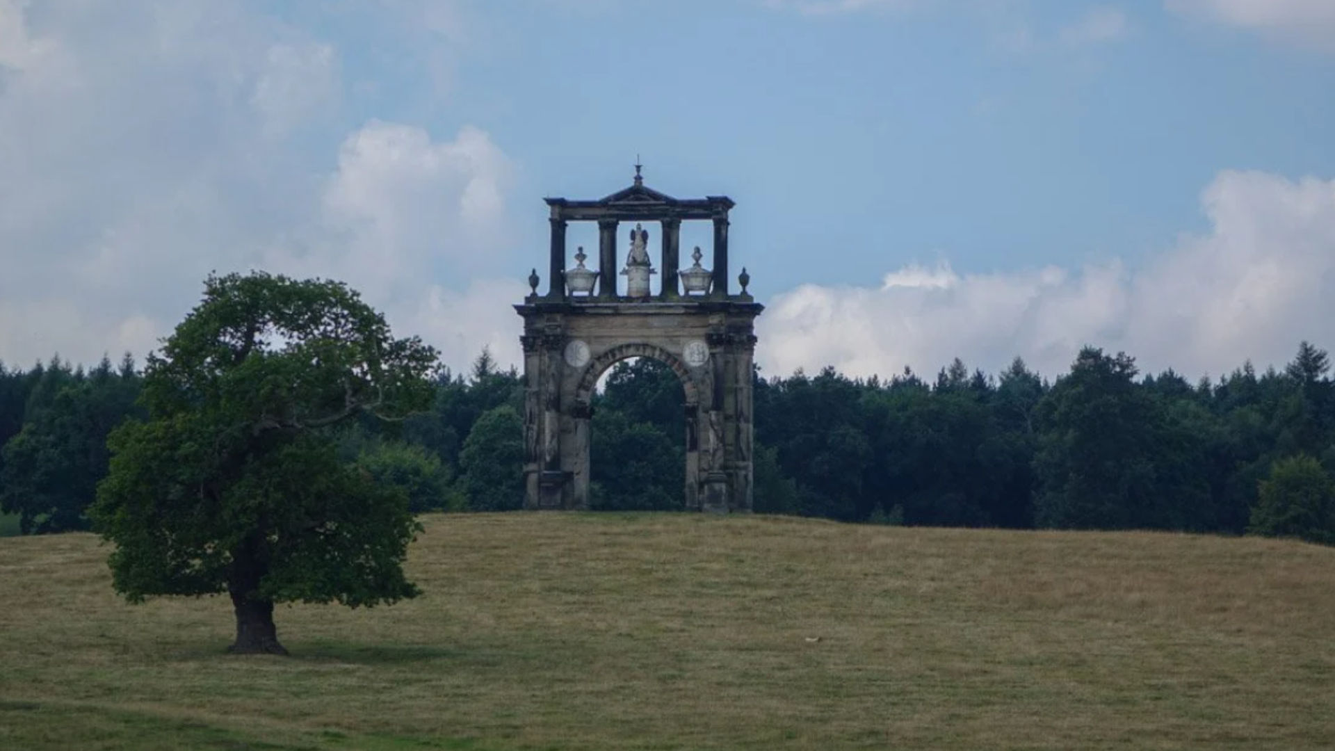 Monument Arch.jpg