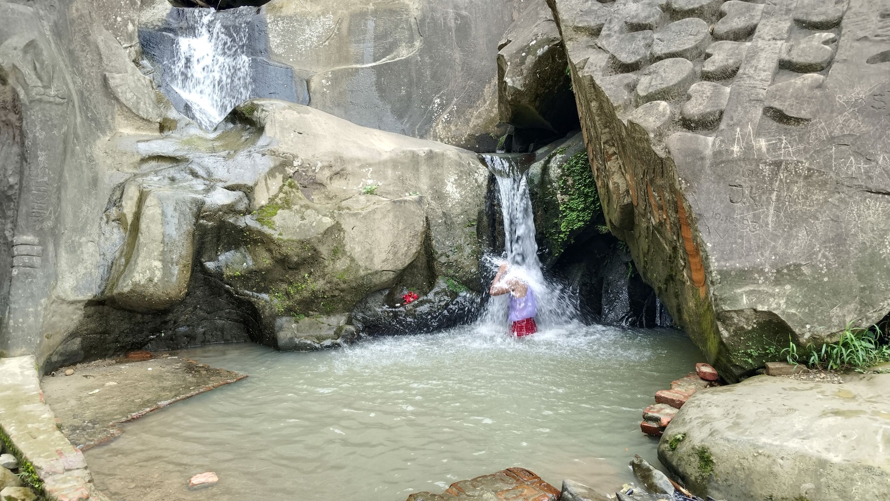 Waterfall.jpg