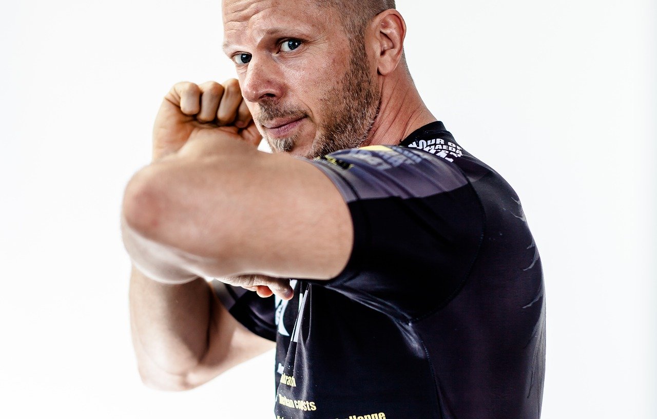 Elbow Strike while keeping your hands up.jpg