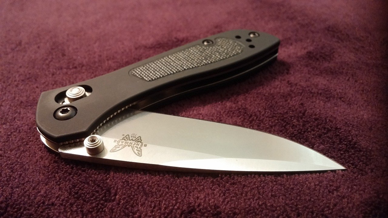 Knife defense.jpg