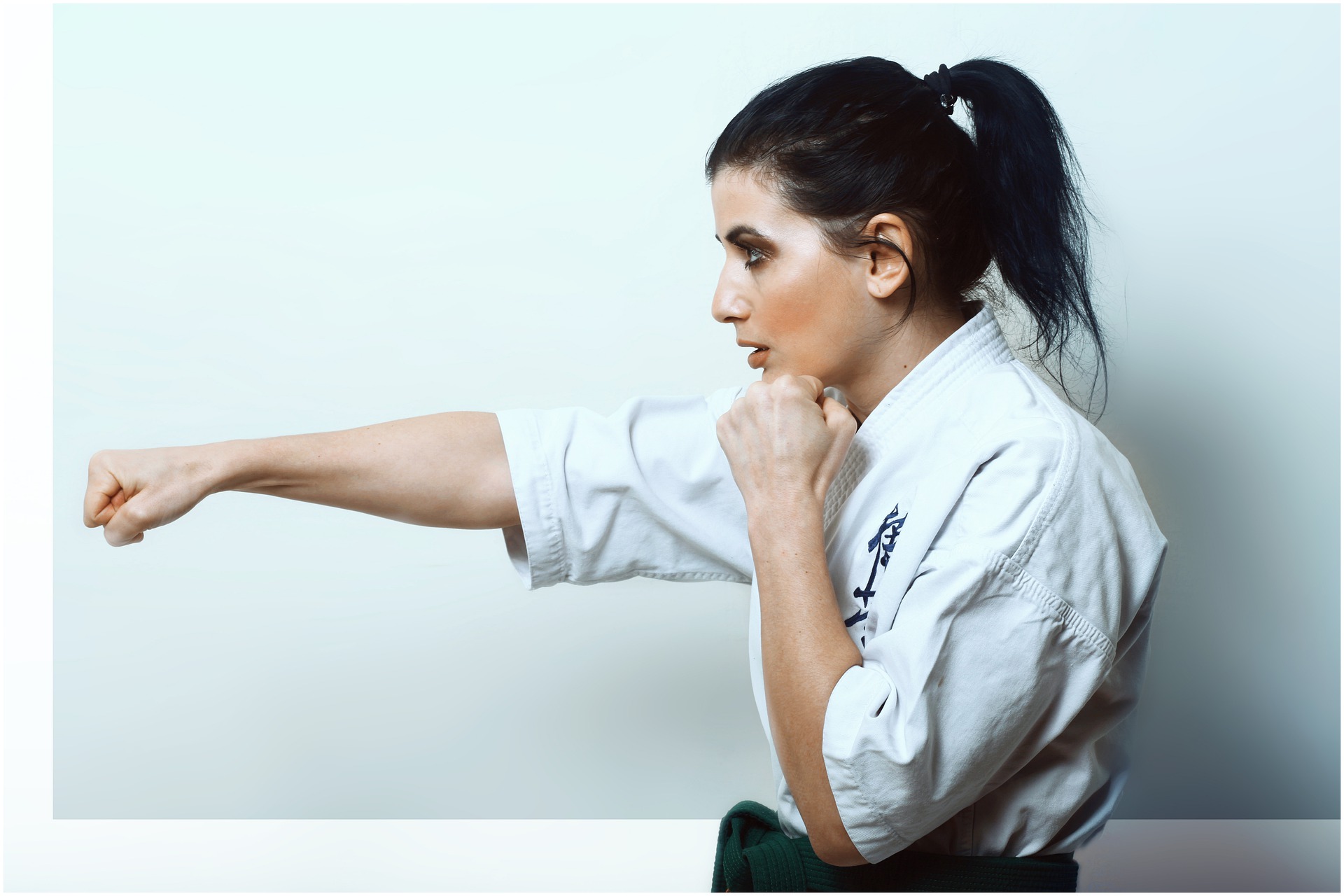 How to respond quickly for self defense.jpg