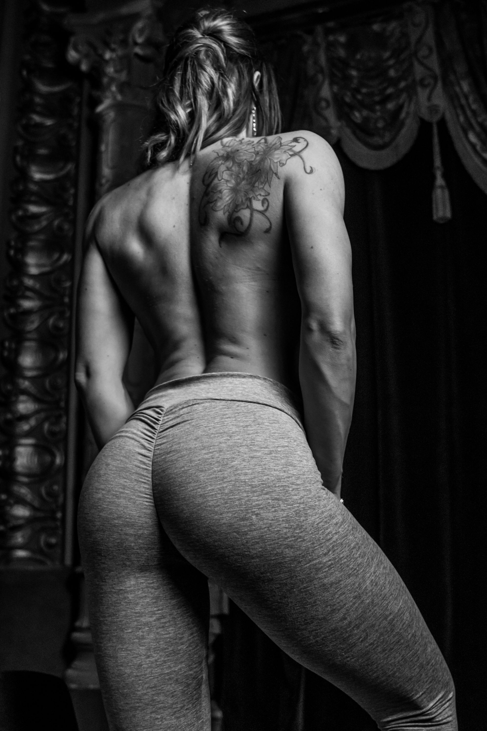 Yoga Pants, Halleluja