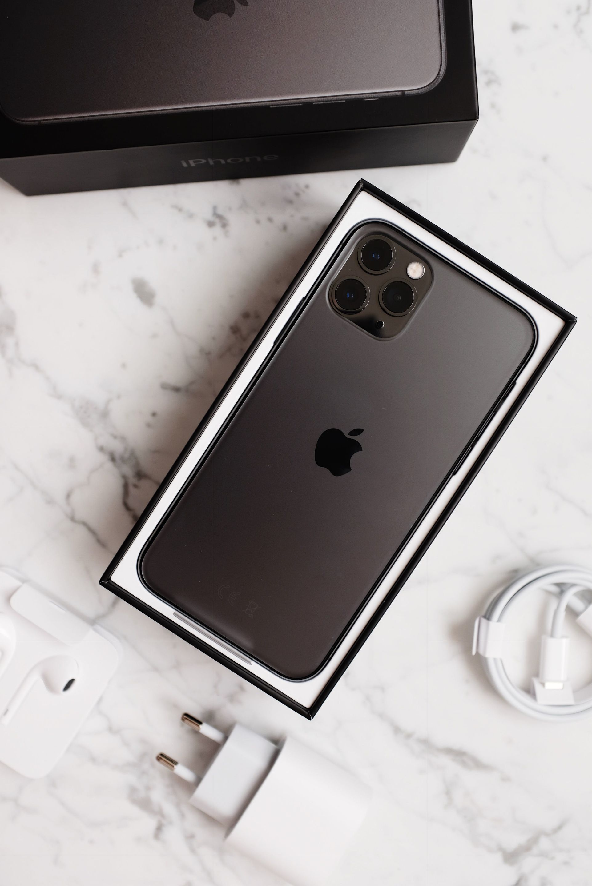 pexels-ready-made-4032368.jpg