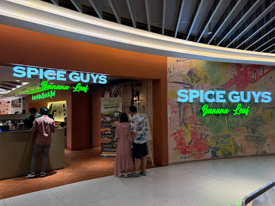 Spice Guys Banana Leaf