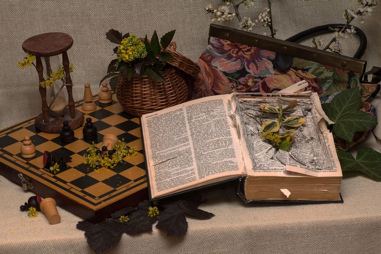 still-life-685238_1280.jpg