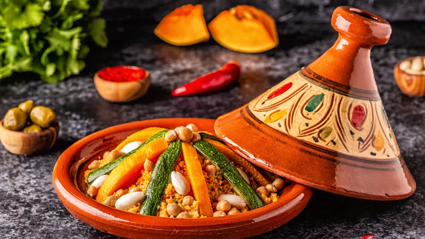 What-Do-You-Cook-In-a-Tagine-Pot-3-1024x576.webp