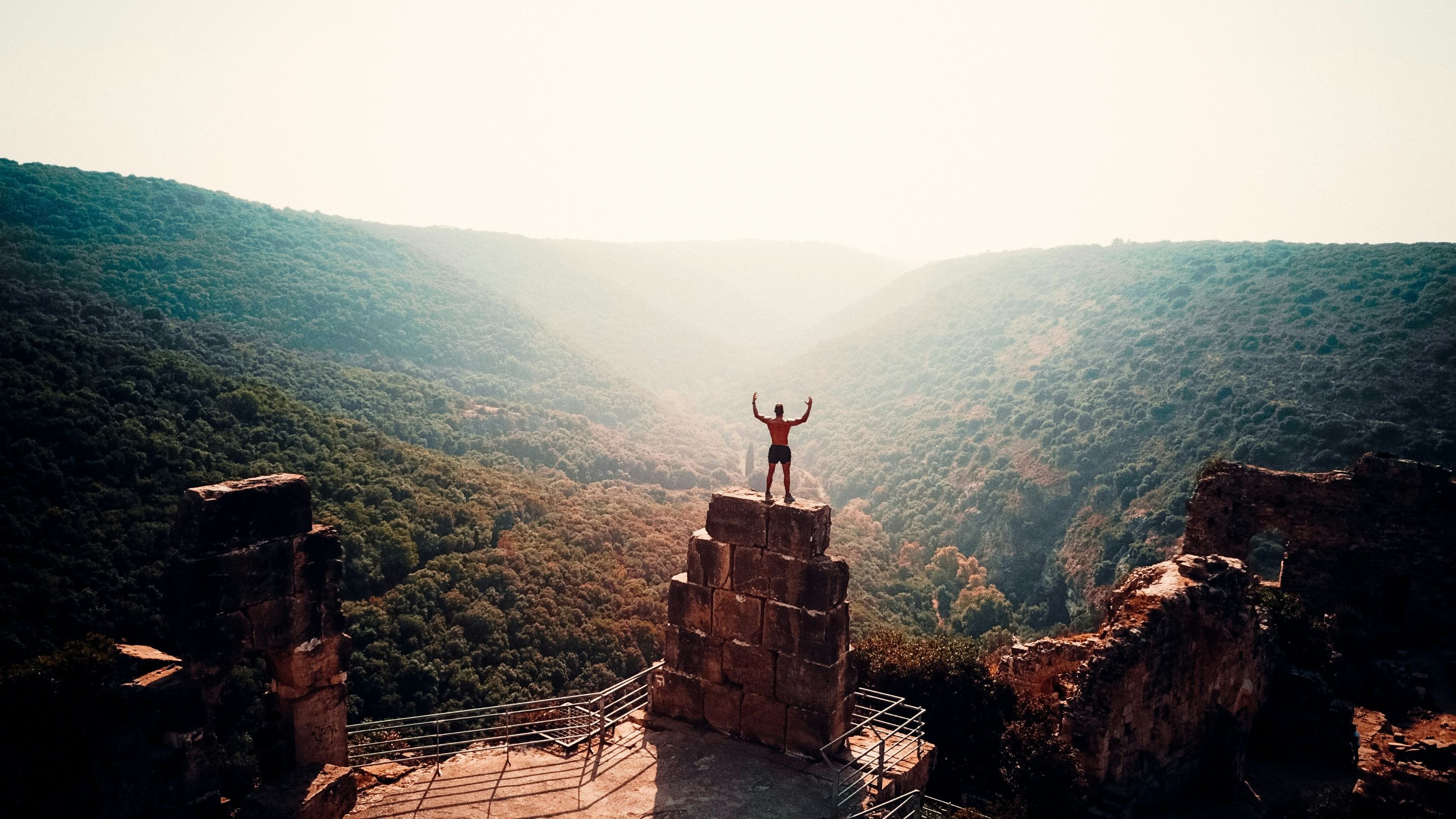 ameer-basheer-JHDqhEFZJjs-unsplash.jpg