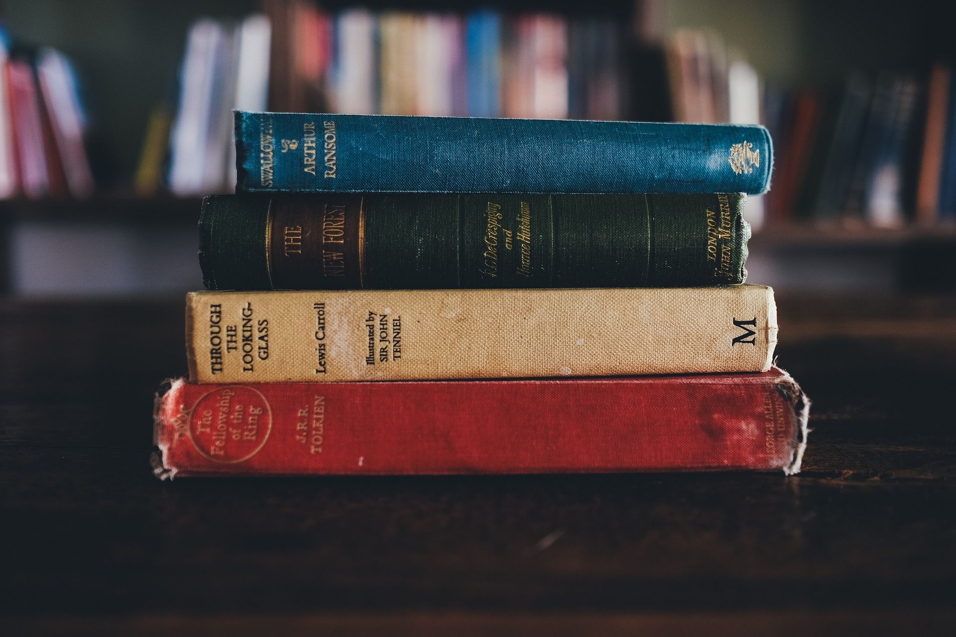 books-1246674_1920.jpg