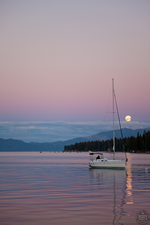 Lake-Tahoe-Full-Moon-Sunset-1.jpg