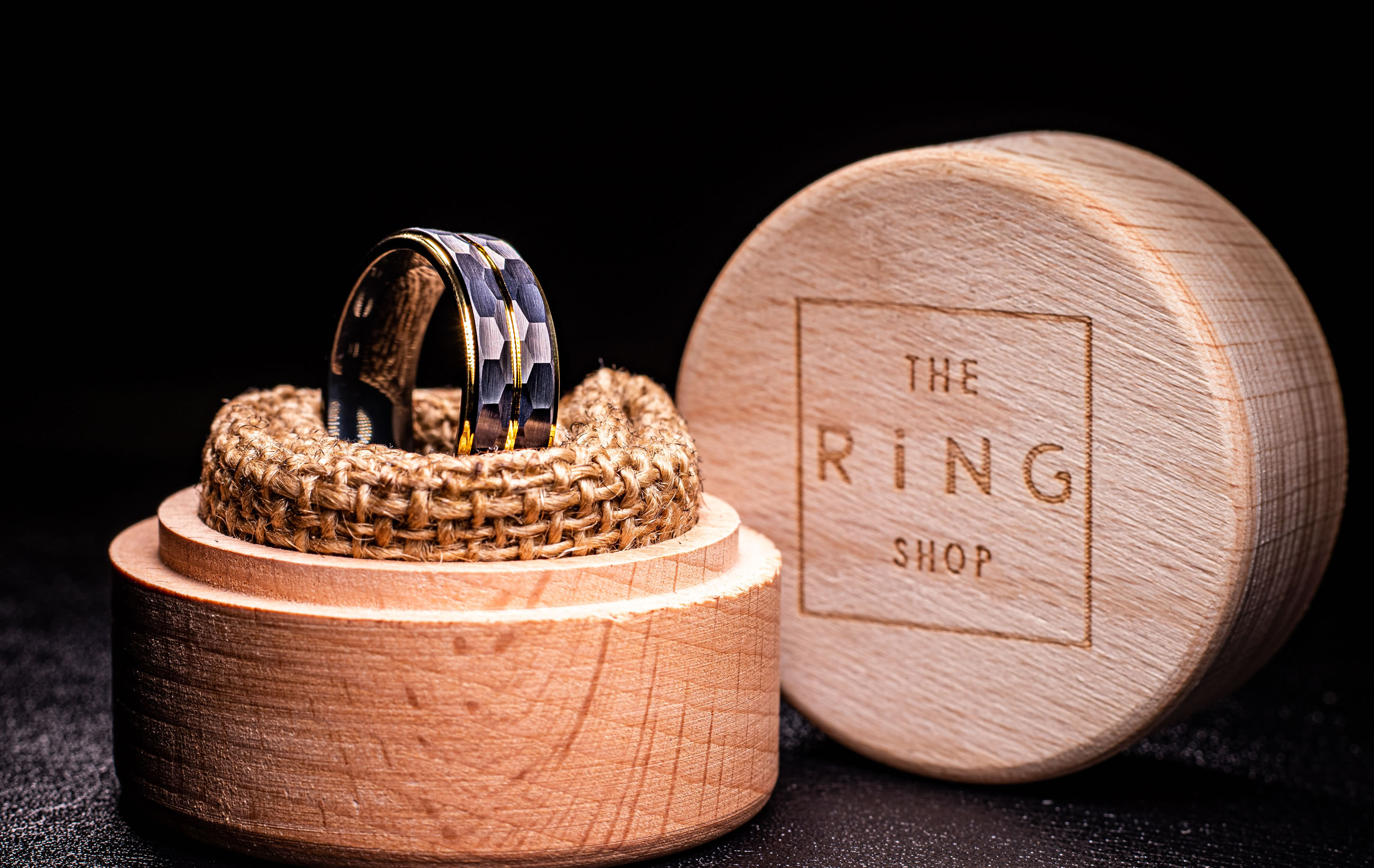 Photo1-Onyx-TheRingShop.jpg