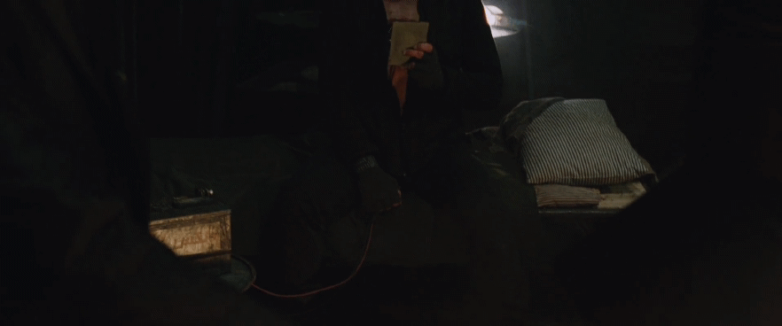 Iron.man.2008.1080p-dual-lat_3.gif
