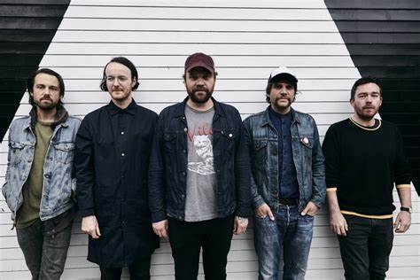 frightened-rabbit.jpg