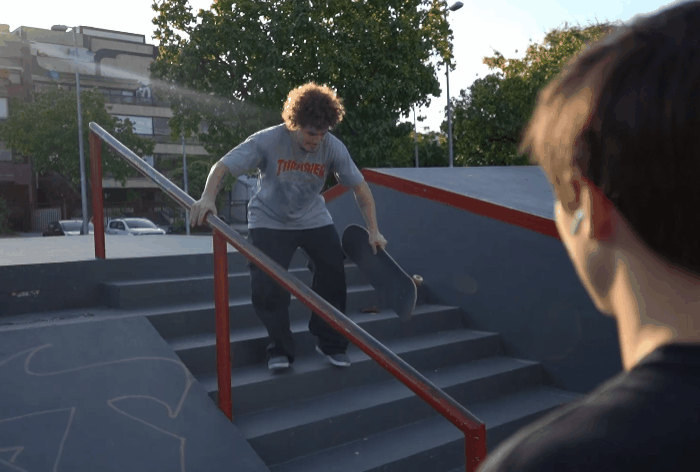 poser 1 .gif