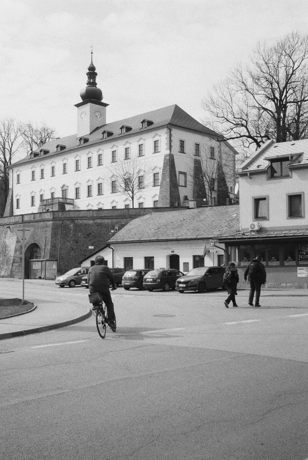 R1-03914-0027.jpg