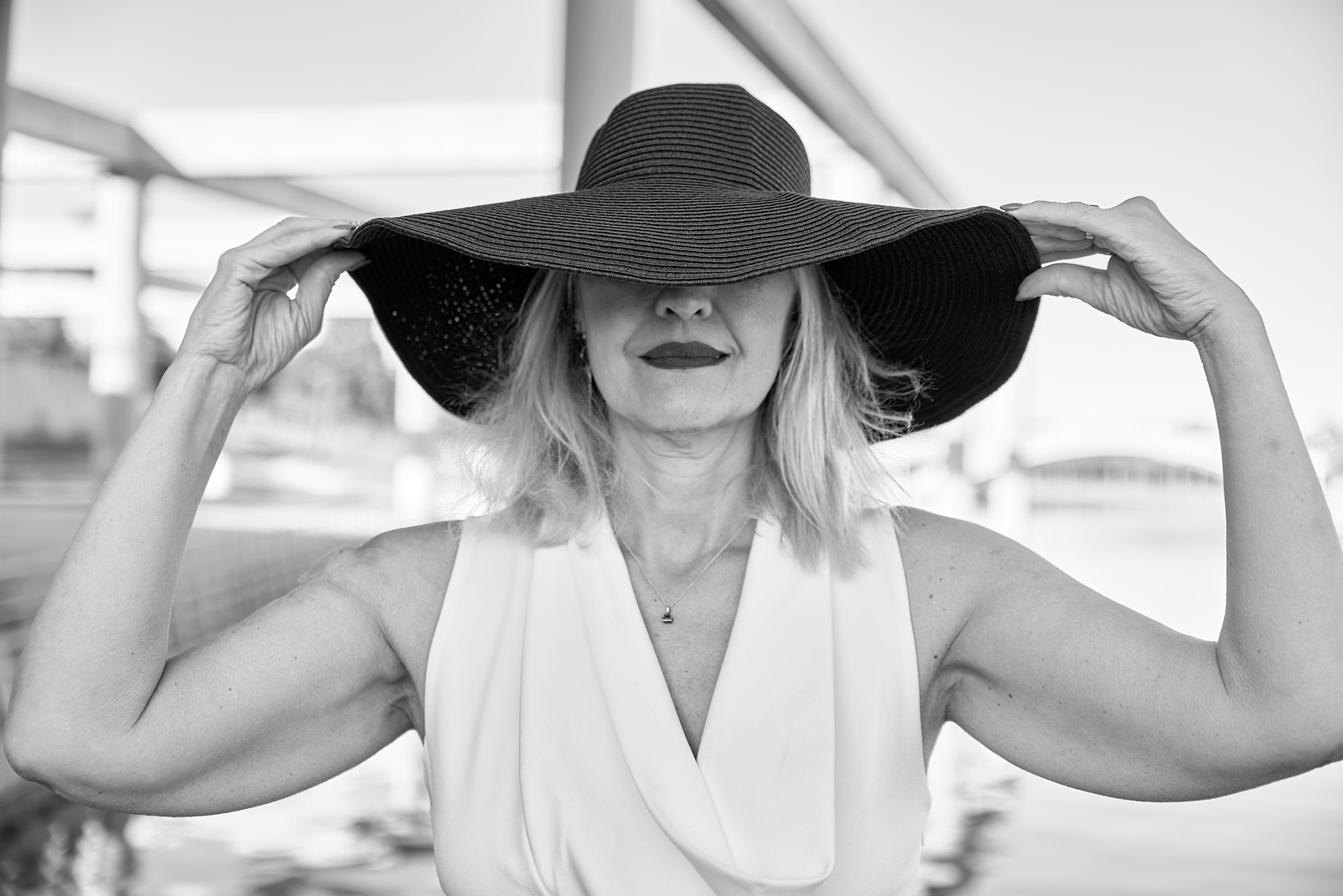 Sonia_embarcadero_7_blanco_y_n copia.jpg