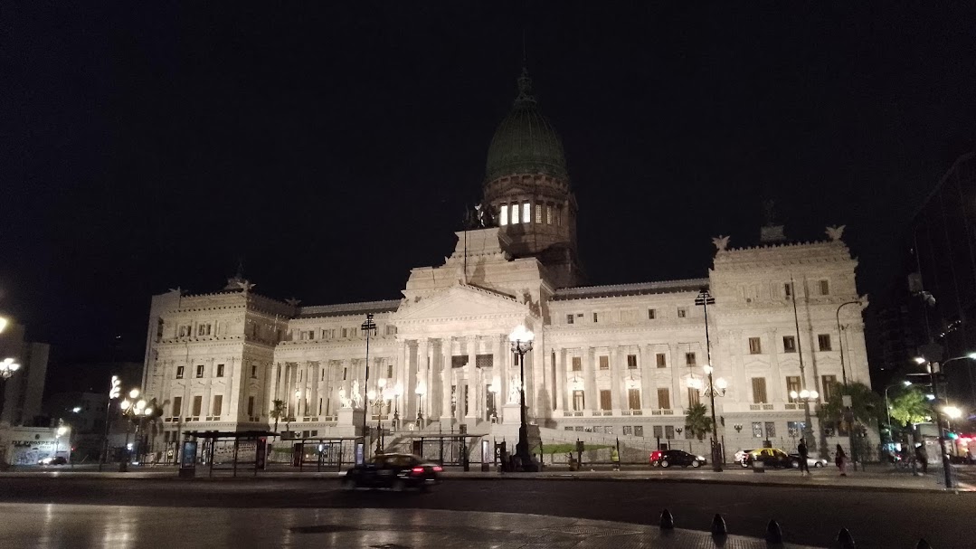 Congreso de noche.jpg
