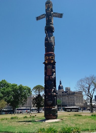 Plaza canada 1.jpg
