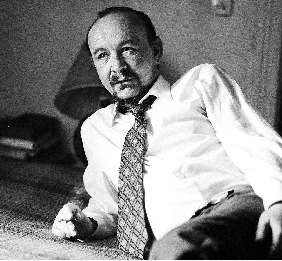Stanisław Grochowiak, 1973, Warszawa (Fot. PAP/CAF - Marian Sokołowski), source: https://www.miasto-ogrod-sadyba.pl/projekty/sadyba-literacka/szczegoly/stanislaw-grochowiak-359