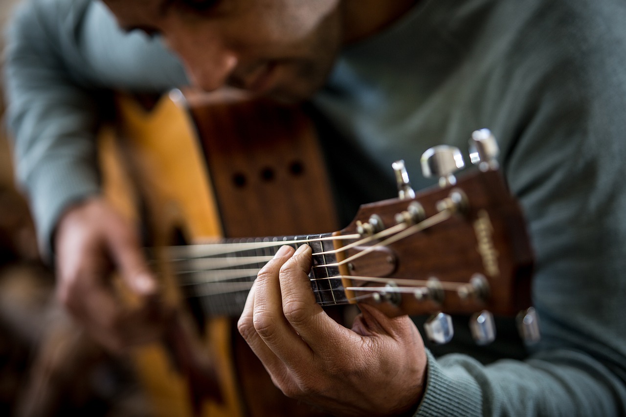 guitar5043613_1280.jpg