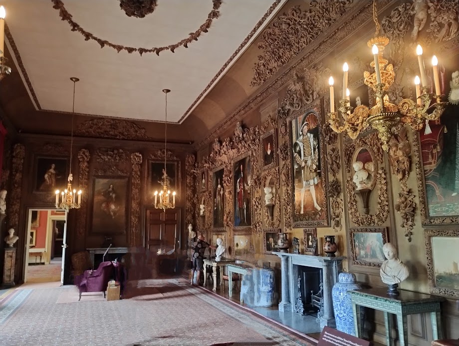 Carved room. People removed using Google tools