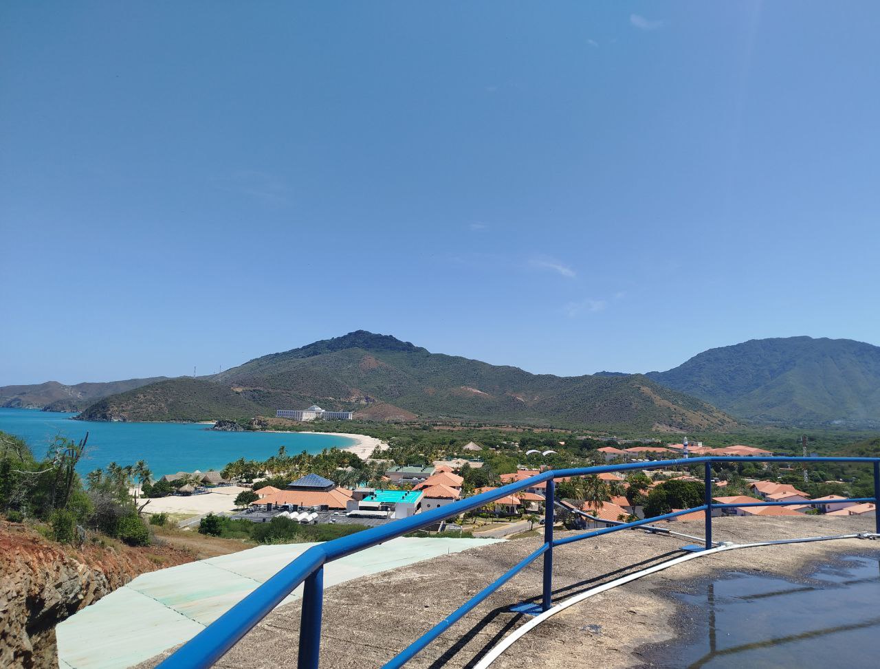 photo_2025-10-20_23-20-08 (2).jpg