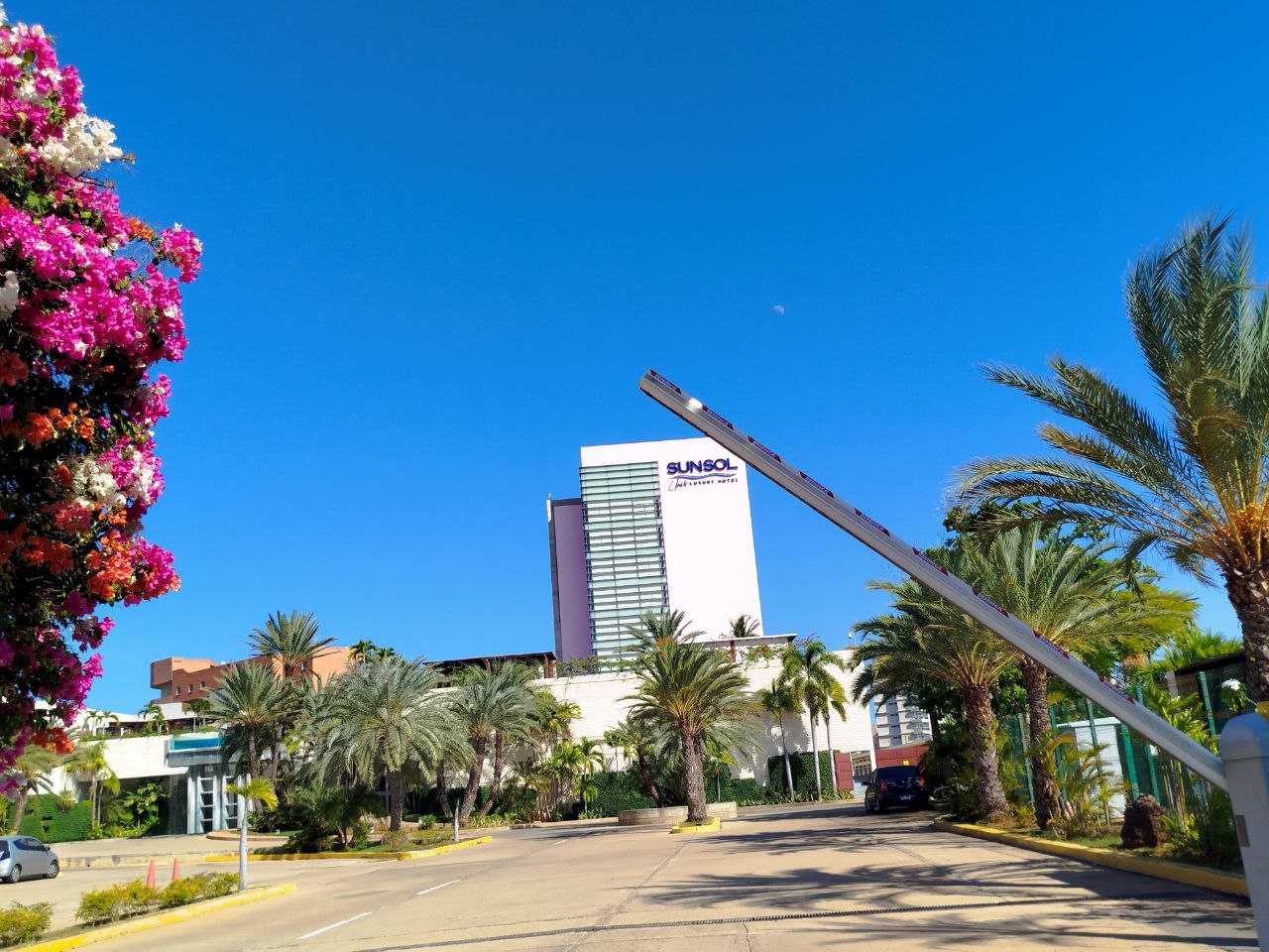 photo_2025-11-03_23-29-40 (2).jpg