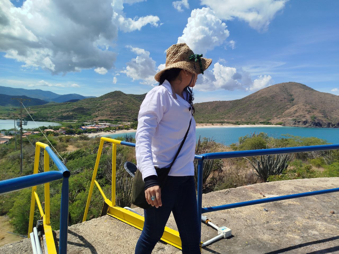 photo_2025-10-13_22-43-46 (2).jpg