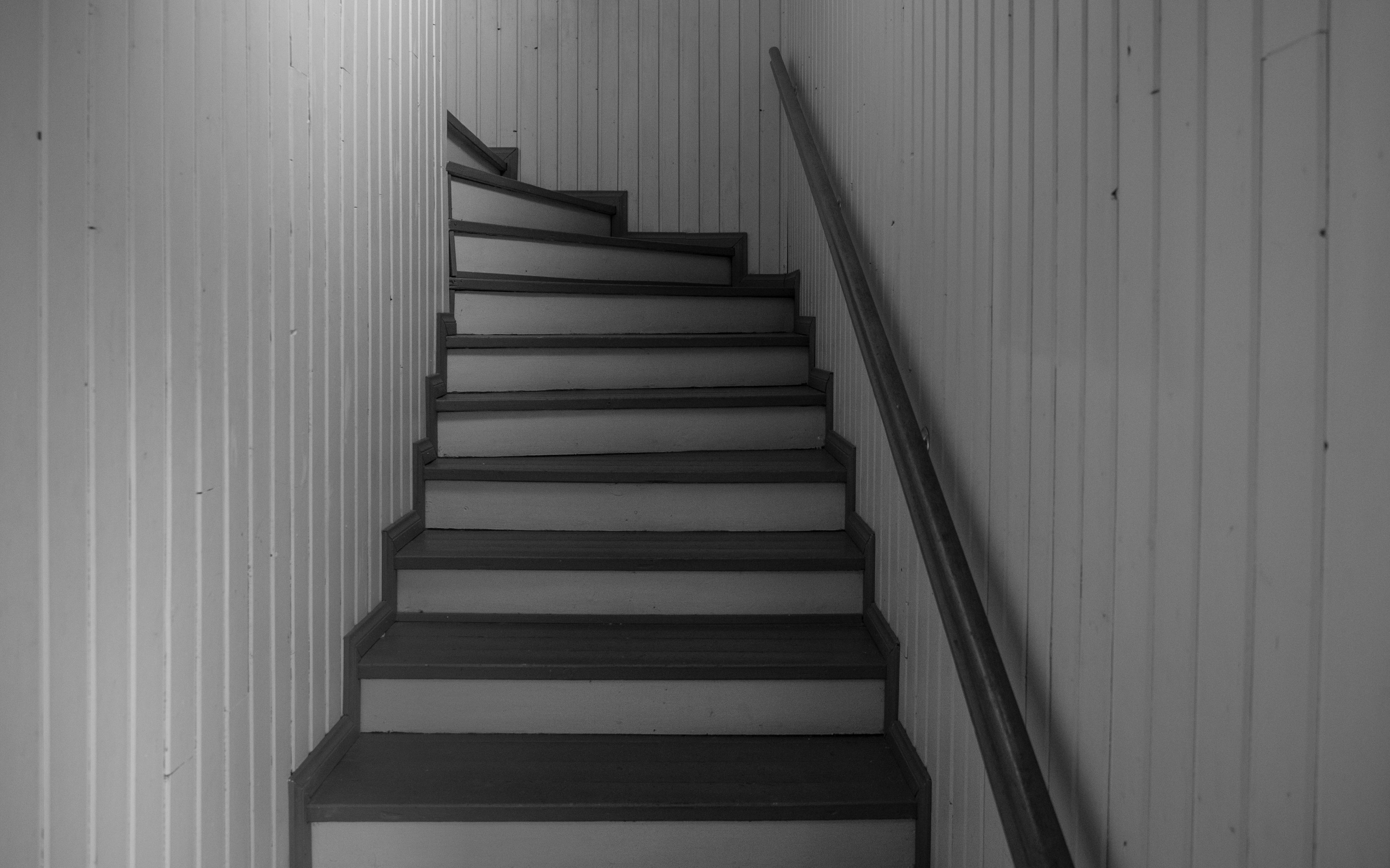 House BW 2832020 4 of 22.jpg