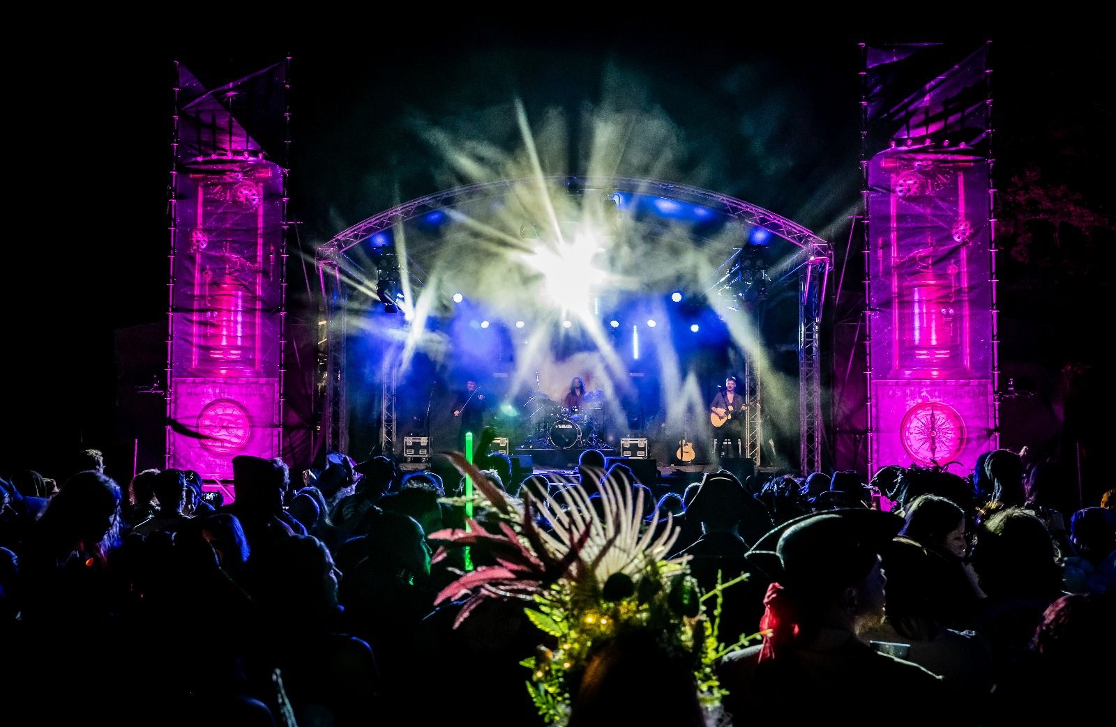 Elfia Stage Shot.jpg