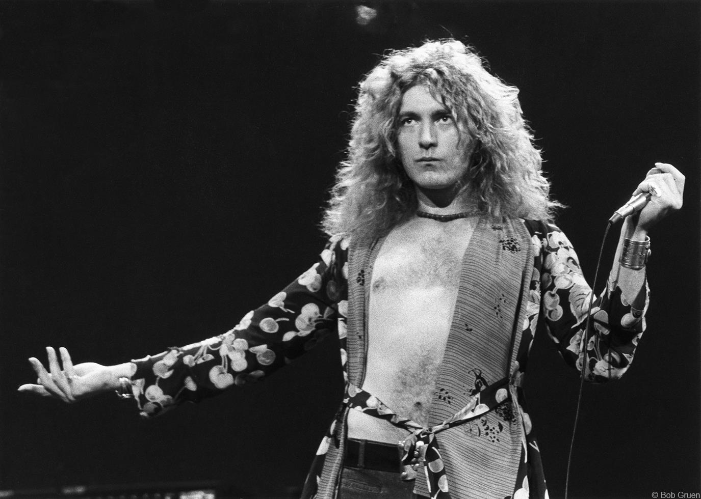 k4PliE4G-RobertPlant1975.jpg