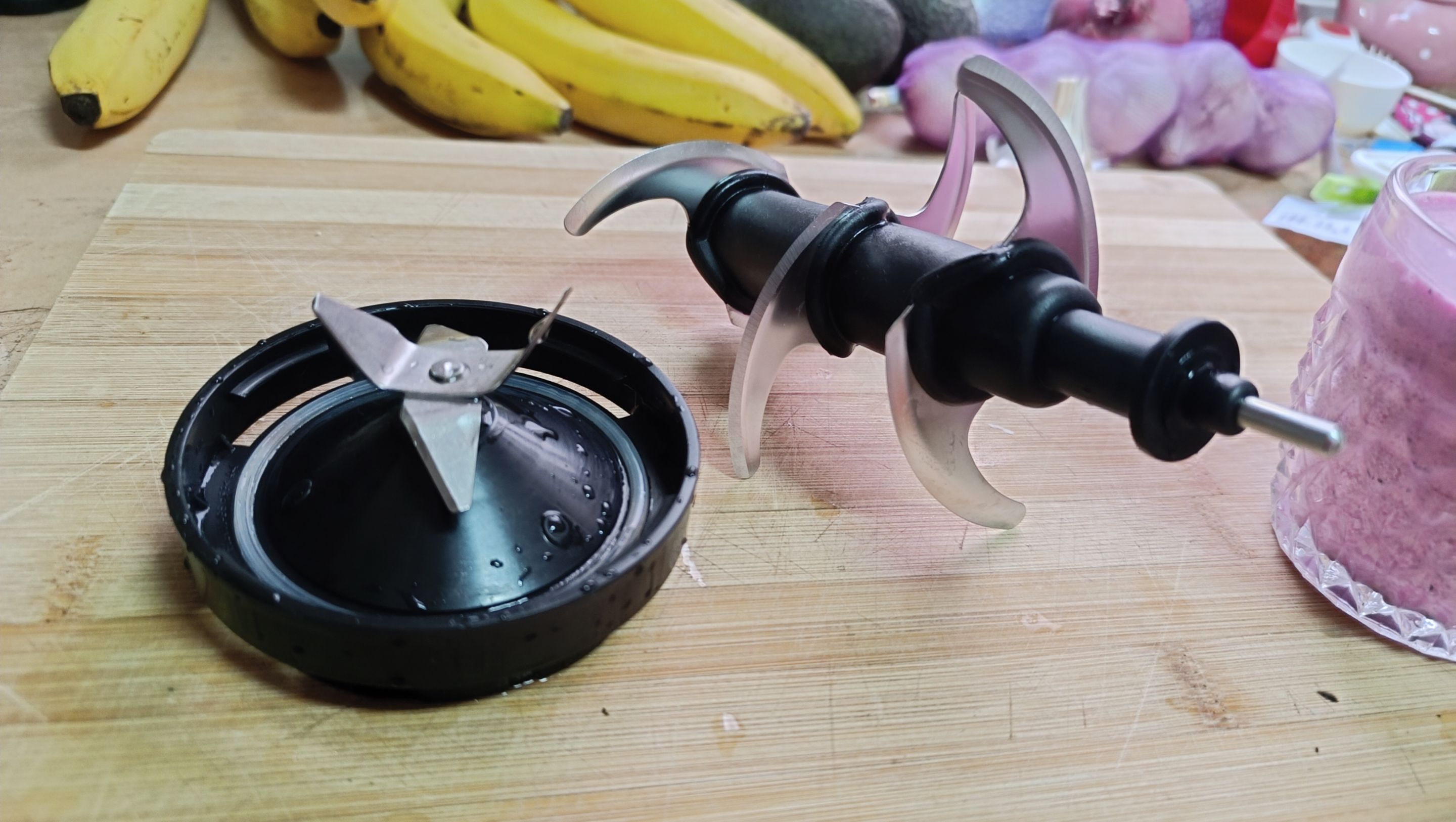 Ninja Detect Power Pro Blender 2 in 1 - Pitaya and banana smoothie (8).jpg