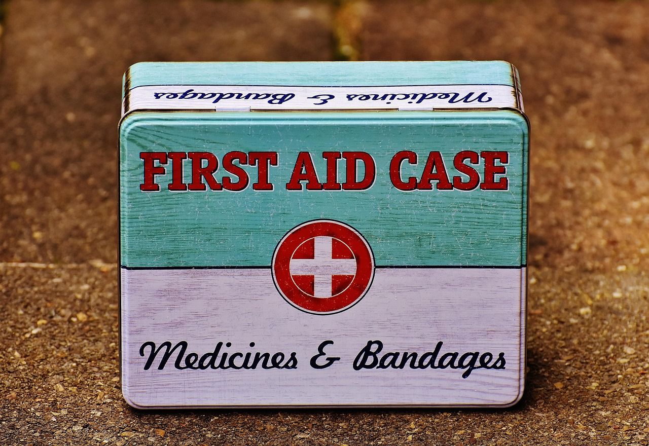 first-aid-1732585_1280.jpg