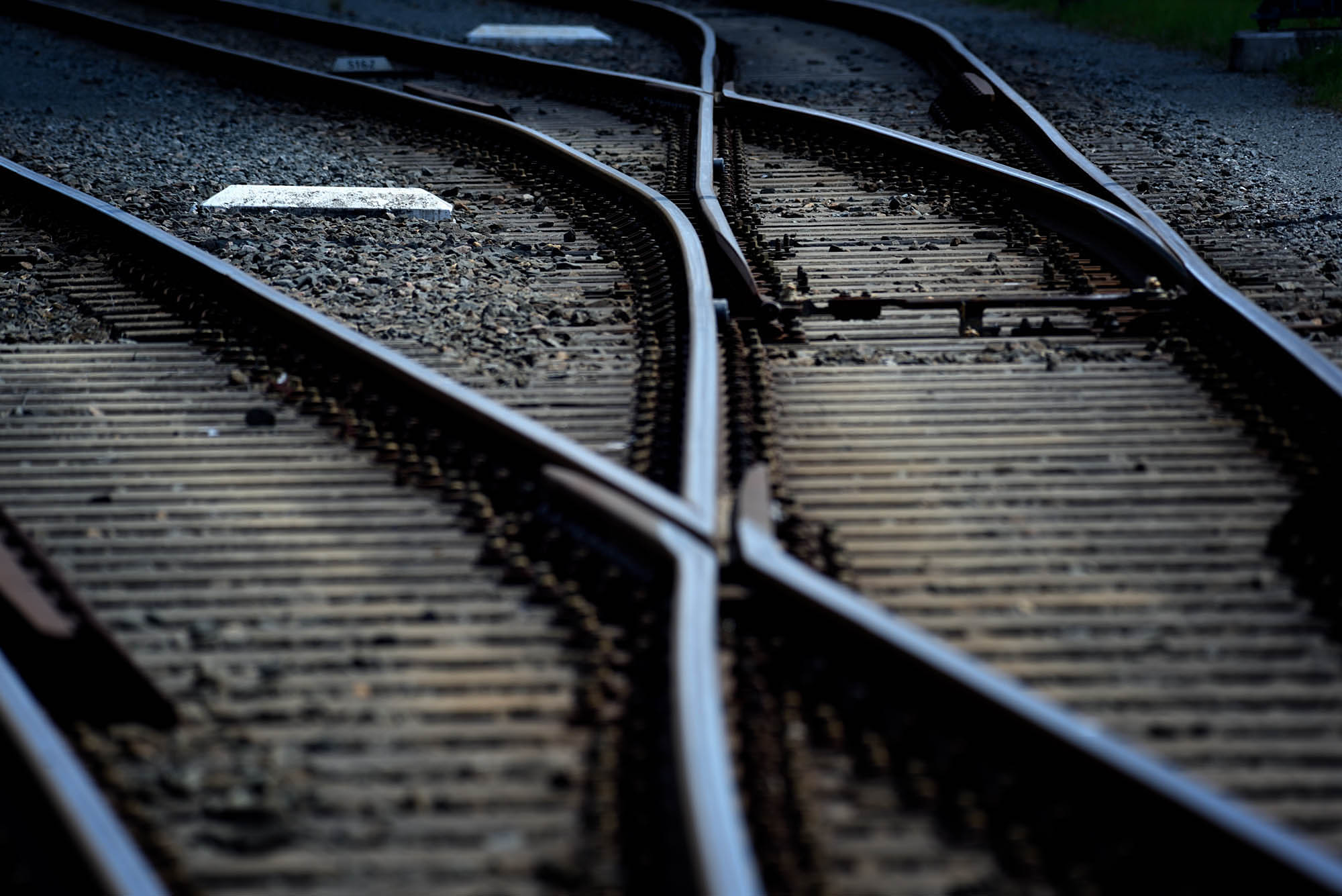 Tracks5.jpg