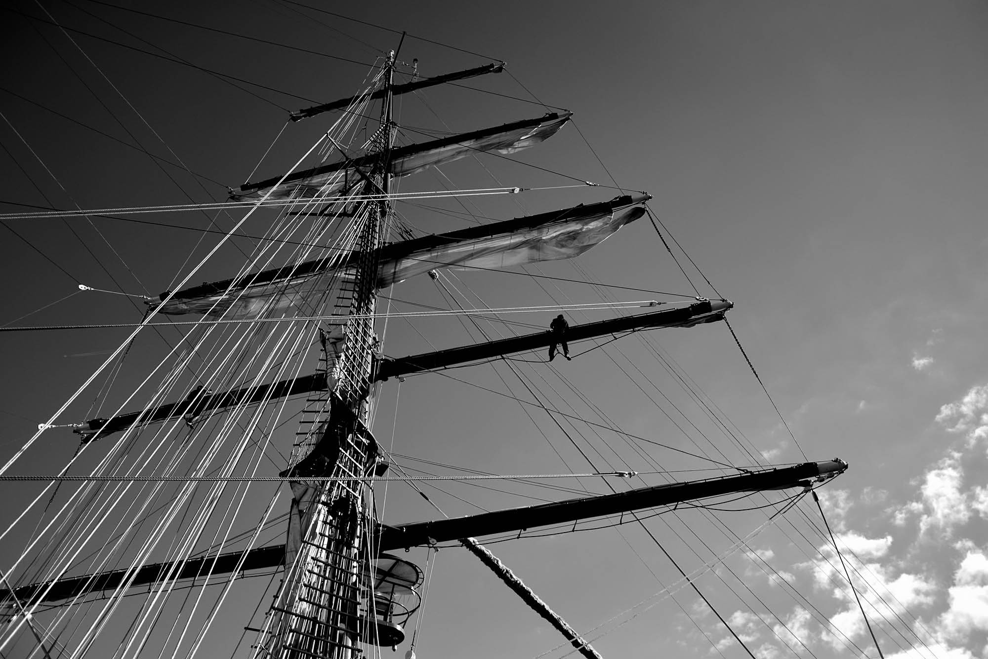 Mast2.jpg
